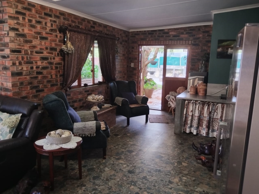 3 Bedroom Property for Sale in Steytlerville Eastern Cape